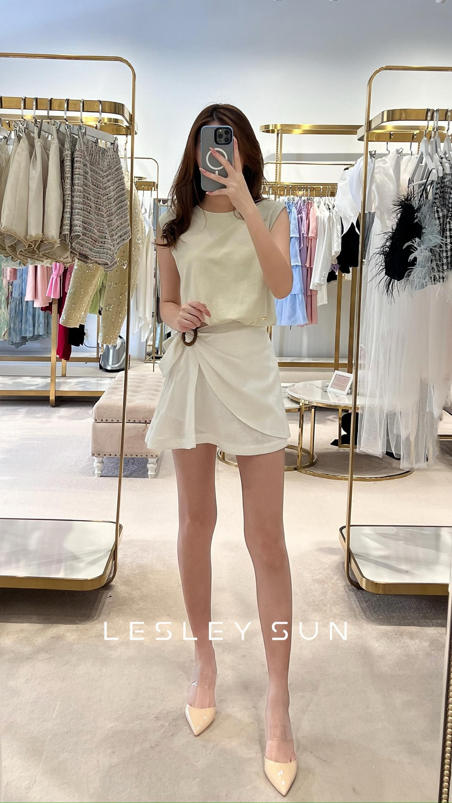 Nephele Linen Skorts