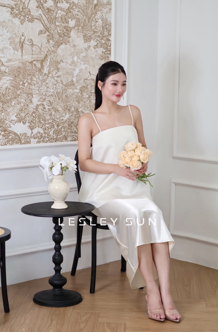 Vaeloria Skirt