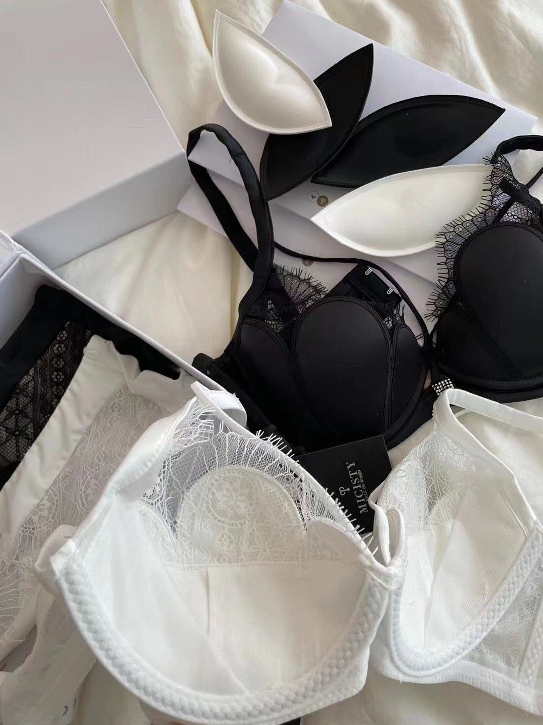 Authenic Micisty Sexy Lace Bra Set [Due to hygiene concern, no exchange is permissible]